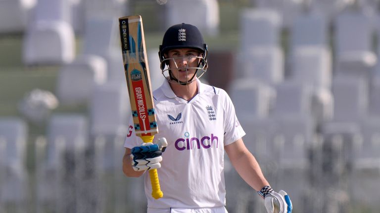 Highlights: England all out for 657 after entertaining morning session