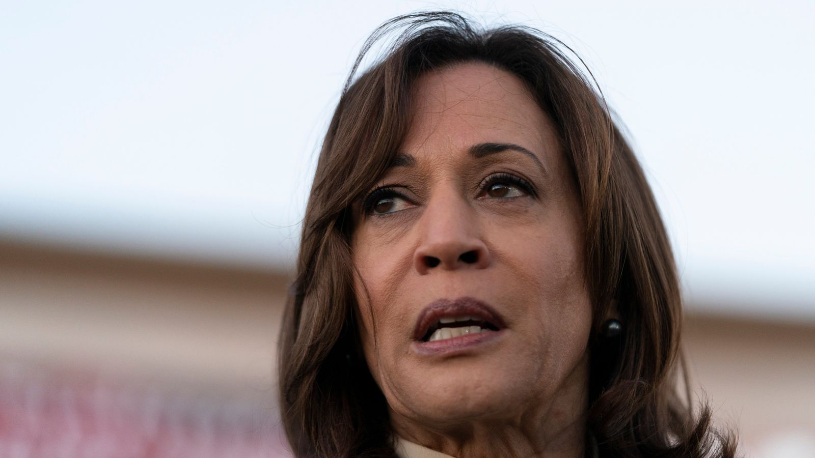 Tyre Nichols: Kamala Harris and family members of George Floyd and Breonna Taylor to attend funeral 