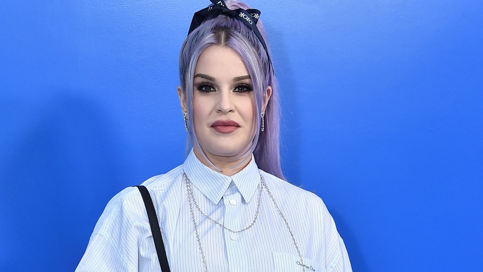 Kelly Osbourne says 'it's no one's place but mine' after mum Sharon