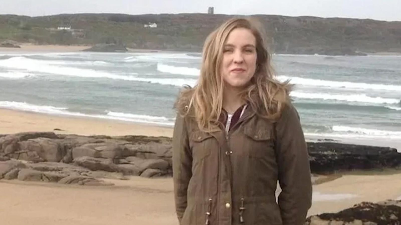 Natalie McNally: Un homme accusé du meurtre d’une femme enceinte poignardée chez elle en Irlande du Nord |  Nouvelles du Royaume-Uni