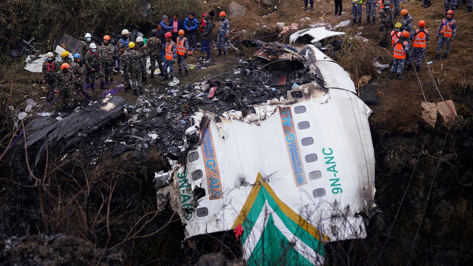 Le crash d’un avion au Népal, qui a fait 72 morts, a été causé par une coupure accidentelle de courant par des pilotes, selon une enquête |  Nouvelles du monde