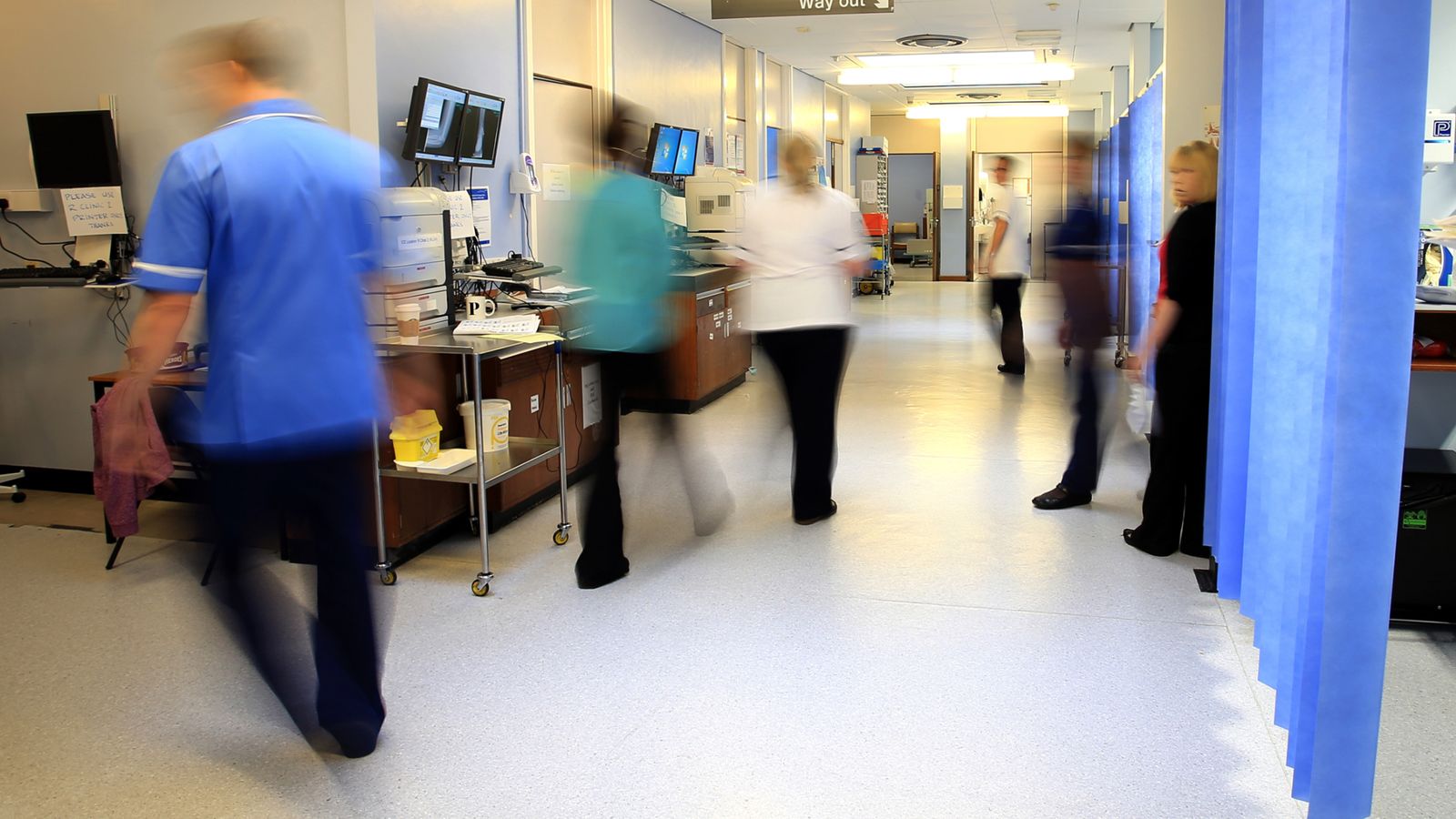 Thousands of NHS contractors face missing out on pay rise - despite working on same terms