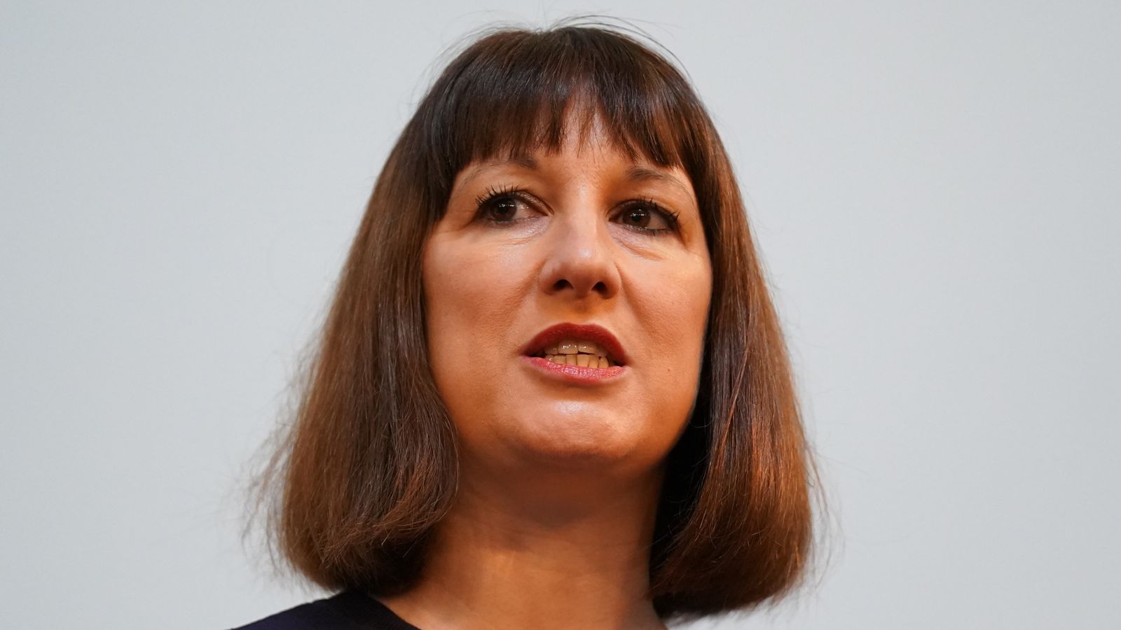 Labour would stop stop energy price cap rise and forced installation of prepayment meters, says Rachel Reeves