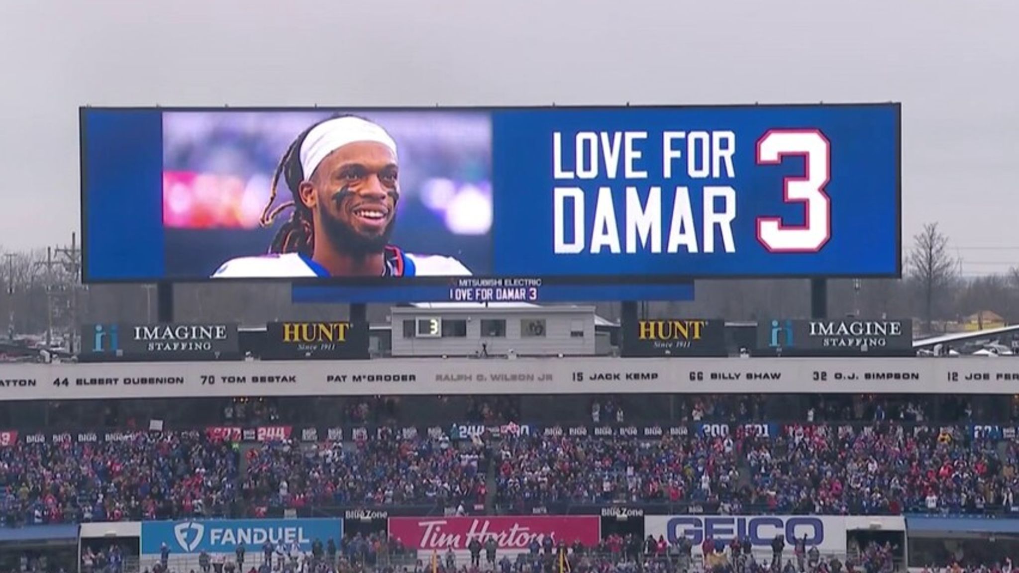 NFL star Damar Hamlin thanks fans for 'overwhelming love' after cardiac  arrest - Latest From ITV News