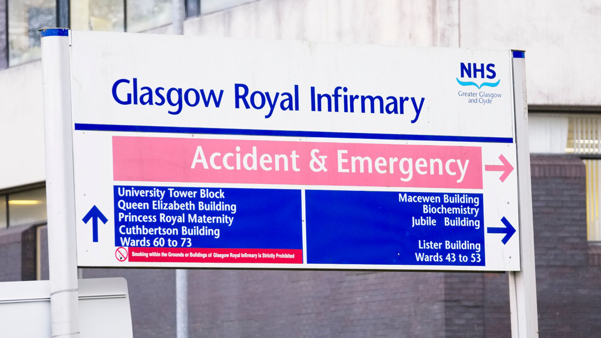 One Of UK s Largest Health Authorities Suspends Non urgent Operations 