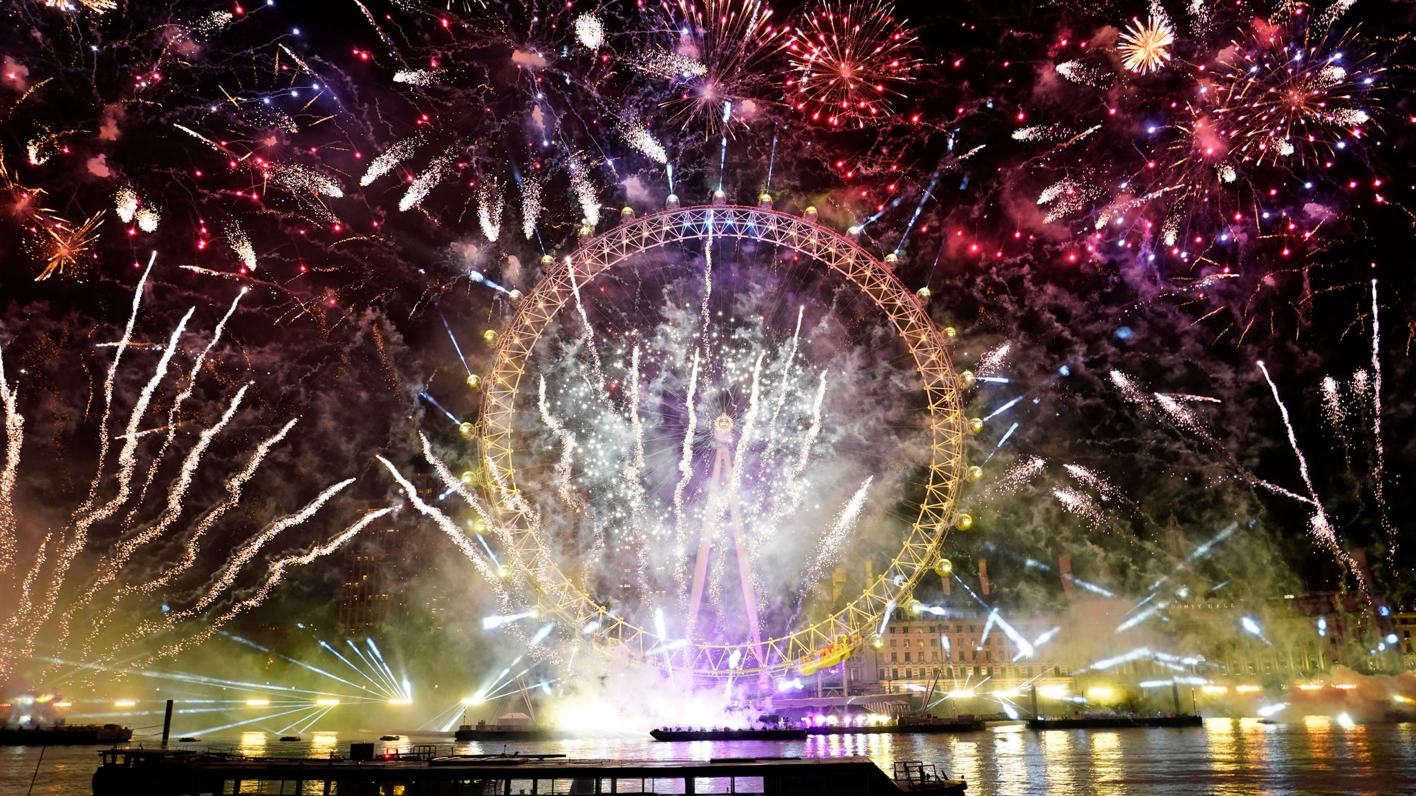 London's New Year fireworks display includes tribute to the Queen and