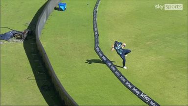 'Cool as ice!' | Willey executes incredible catch