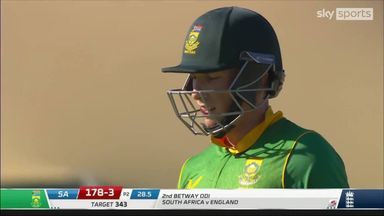 'An important wicket! - South Africa three down as England gain momentum
