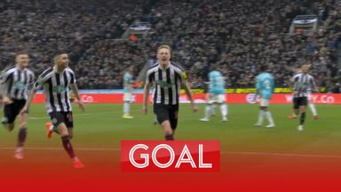 'The local boy is the local hero!' - Longstaff gives Newcastle early lead