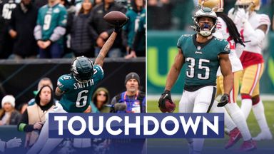 Smith makes incredible one-handed grab to set up Eagles TD!