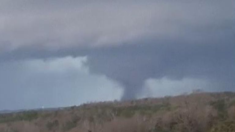 Tornado rips through Alabama