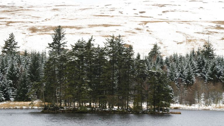 Beacons reservoir, Brecon Beacons, South Wales, UK. 18 January 2023. UK weather: Snow covers the area today. Where: Brecon Beacons, South Wales, United Kingdom When: 18 Jan 2023 Credit: Andrew Bartlett/Cover Images  (Cover Images via AP Images). Pic: AP