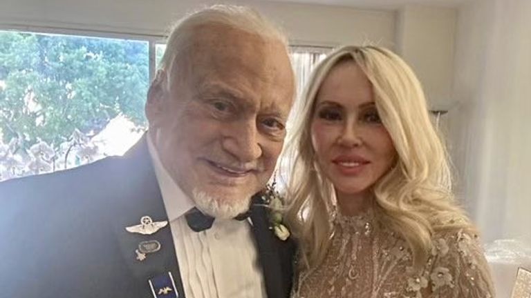Buzz Aldrin and Dr Anca Faur at their wedding. Pic: @TheRealBuzz/Twitter