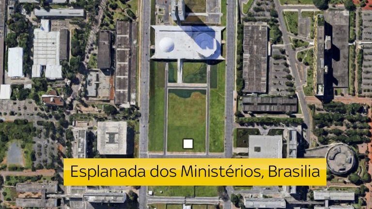 Protesters convened in Brasilia&#39;s Esplanada dos Ministerios, which is home to a variety of Brazil&#39;s central government&#39;s institutions. Pic: Google Earth