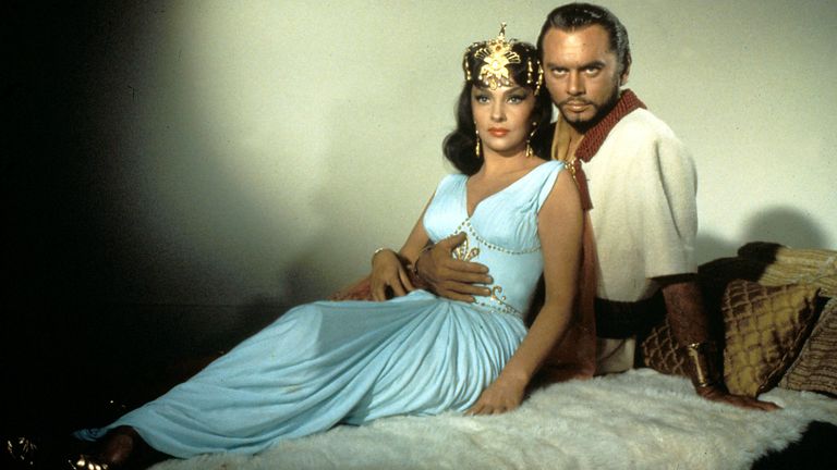 Lollobrigida with Yul Brynner in Solomon And Sheba, in 1959. Pic: Moviestore/Shutterstock