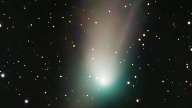 How to photograph the green comet as it streaks closer to Earth 