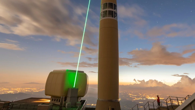 The laser lightning rod was positioned at a Swisscom telecommunications tower on Mount Santis. Pic: Nature Photonics