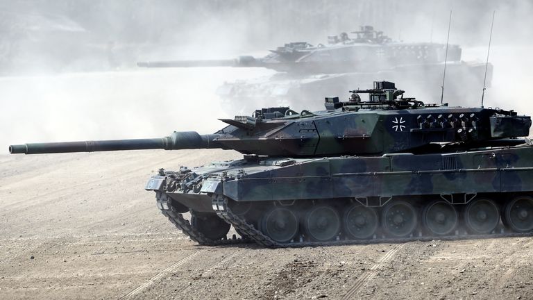 Leopard 2 tank 