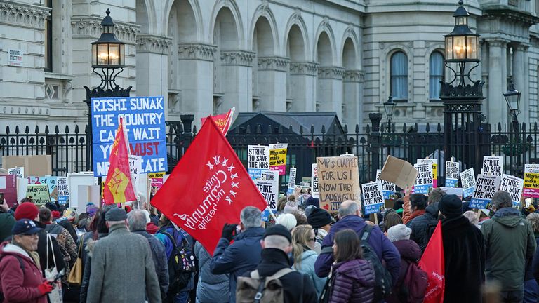 Protesters outside Downing Street, London, during the nurses strike, against the Bill on minimum service levels during strikes.  Picture date: Wednesday January 18, 2023.