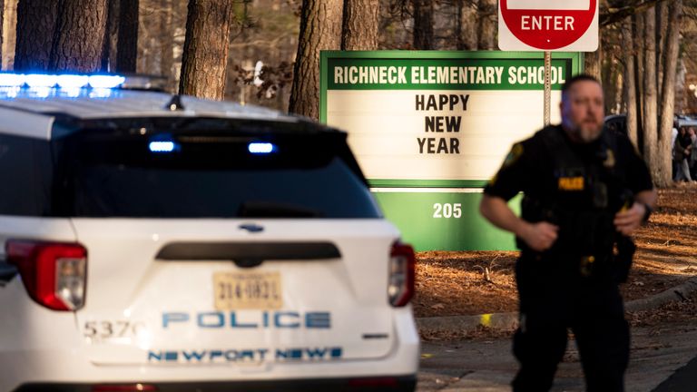 Police respond to a shooting at Richneck Elementary School on Friday, January 1.  June 2023 in Newport News, Virginia. Police and school officials in Newport News said Friday that a teacher was taken to the hospital after a shooting at an elementary school in Virginia, and finally... one person... was taken into custody... (Billy Schuerman/The Virginian- Pilot via AP)