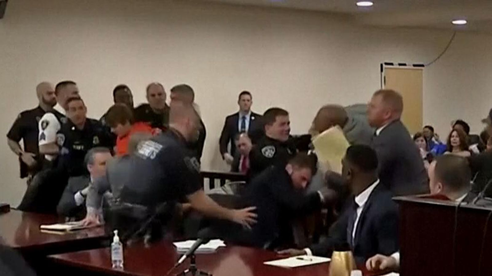 Man tries to attack Buffalo store mass gunman during sentencing US