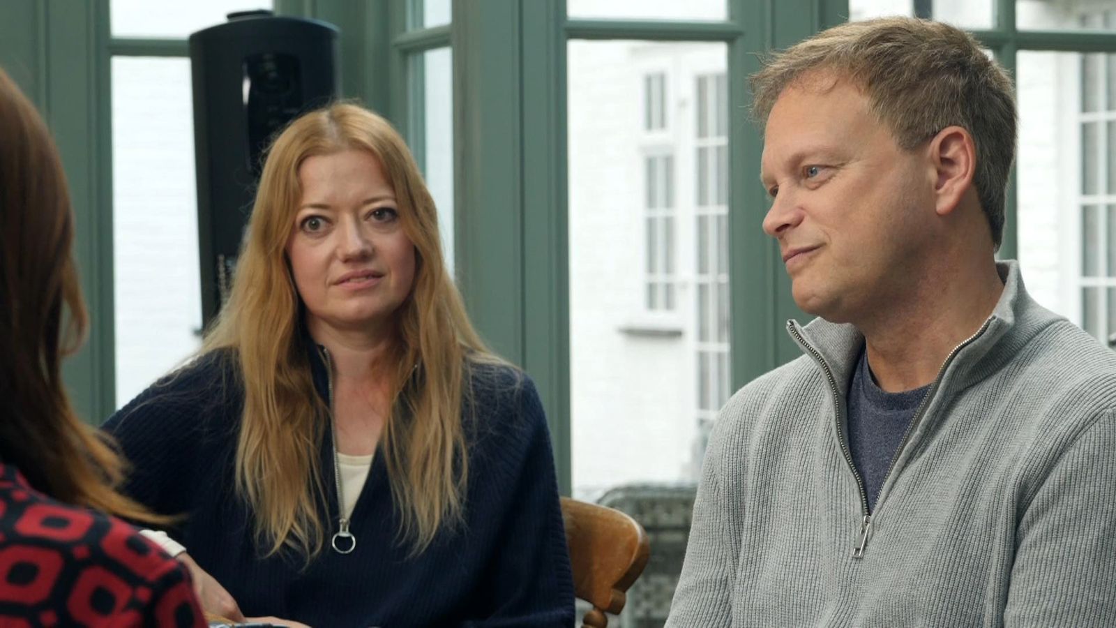 'It's an extended family': Grant Shapps and Ukrainian refugees describe living together