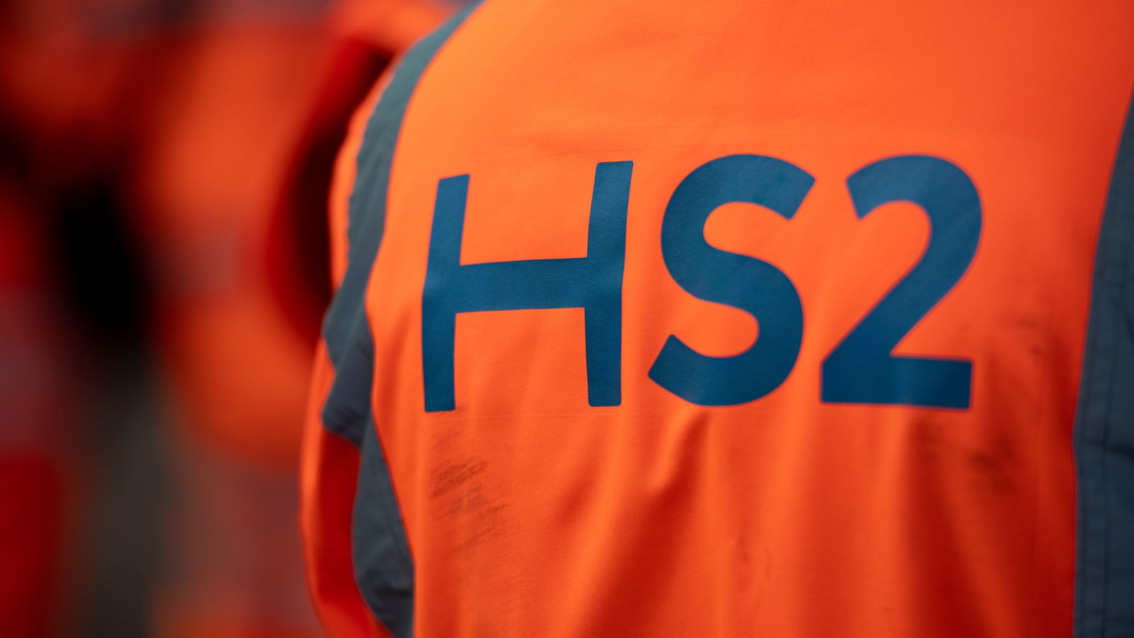 Government 'committed' to HS2 after watchdog rates project as 'unachievable'