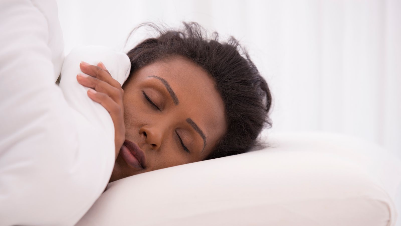 Why we need more sleep during the winter