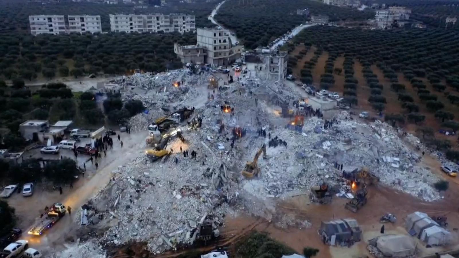 Turkey-Syria Earthquake: Rescuers Continue Digging Into The Night In ...