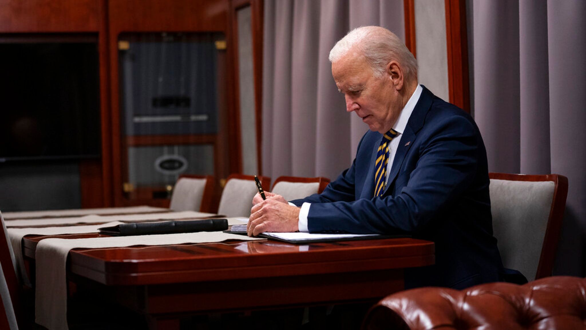 Ukraine war: Biden's secretive trip to Kyiv was disguised as a 'golf ...