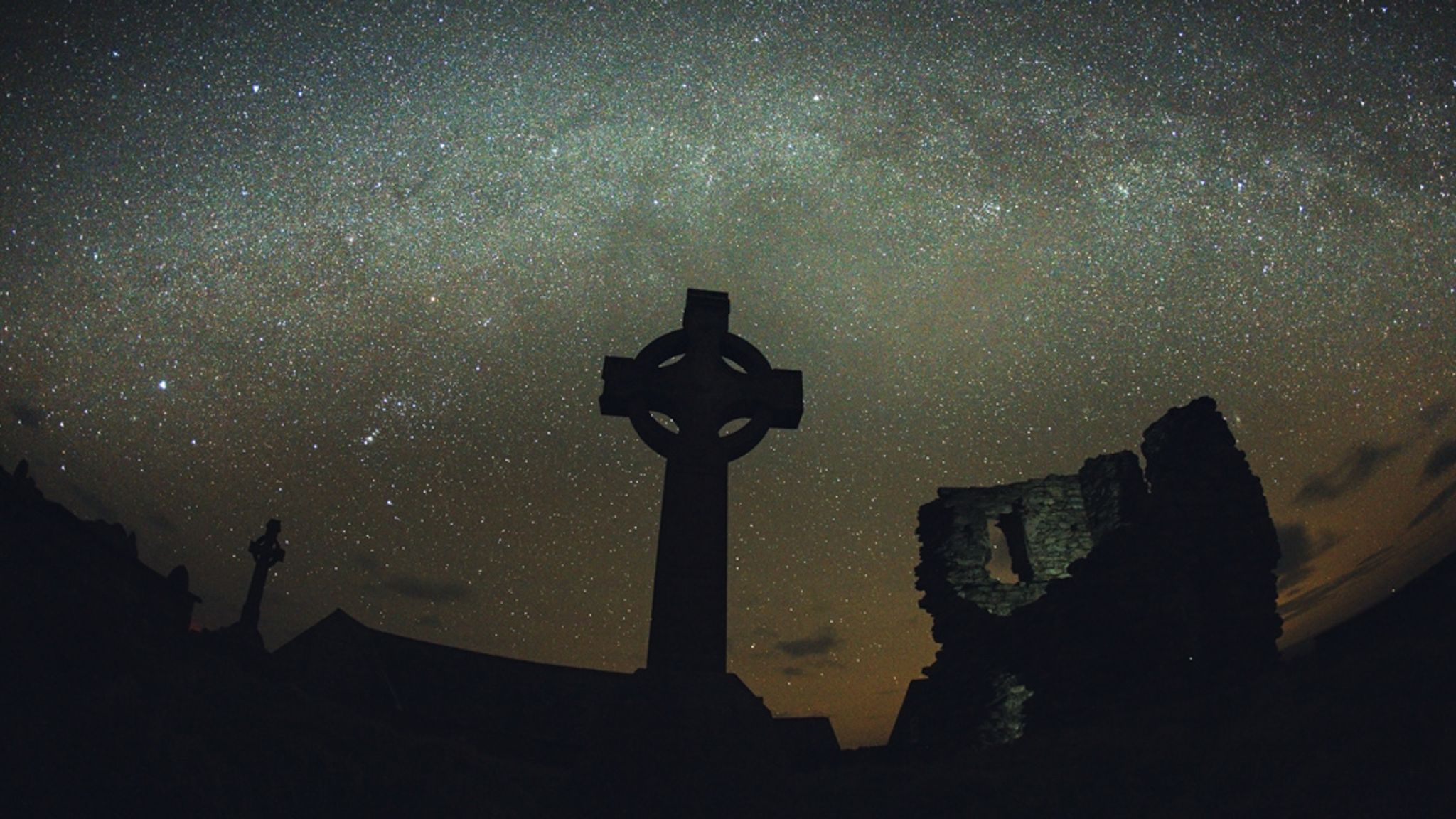 Sky news (literally): This Welsh island with little light pollution has  just received a rare honour | UK News | Sky News