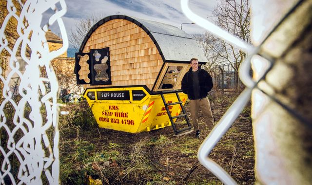 Meet the artist living in a skip to make 'statement' about London's rent prices - Vimarsana News