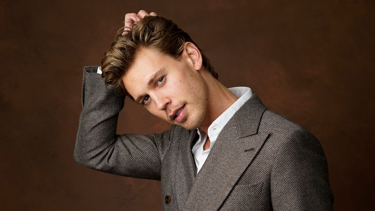 Austin Butler poses for a portrait at the 95th Academy Awards Nominees Luncheon on Monday, Feb. 13, 2023, at the Beverly Hilton Hotel in Beverly Hills, Calif. (AP Photo/Chris Pizzello)