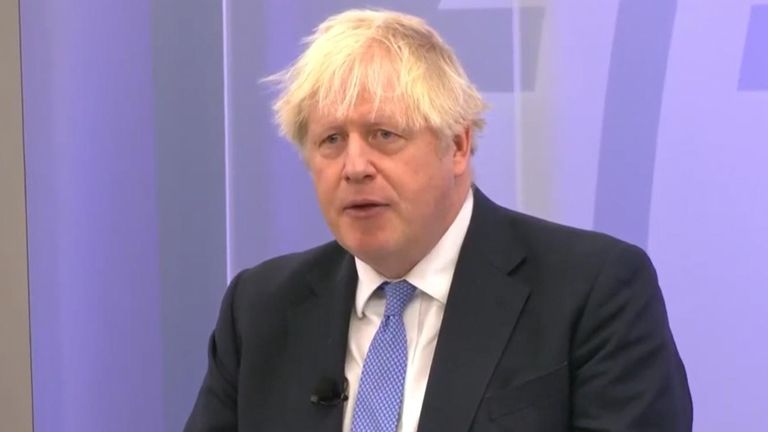Boris Johnson calls for planes to be sent to Ukraine