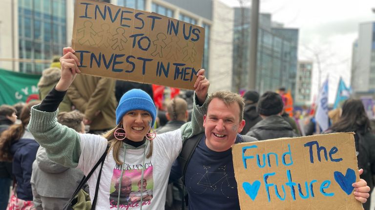 Hannah and Joe both teach at a primary school in Cardiff