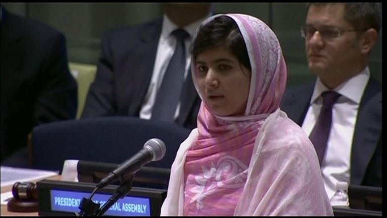 Malala delivers speech to the UN assembly. 