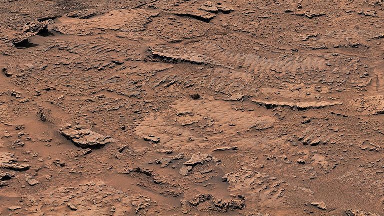 Billions of years ago, waves on the surface of a shallow lake stirred up sediment at the lake bottom. Over time, the sediment formed into rocks with rippled textures that are the clearest evidence of waves and water that NASA’s Curiosity Mars rover has ever found.
Credits: NASA/JPL-Caltech/MSSS