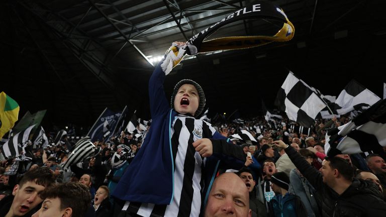 Newcastle manager Eddie Howe has hailed fans &#39;truly incredible&#39; passion ahead of Sunday&#39;s Carabao Cup final 