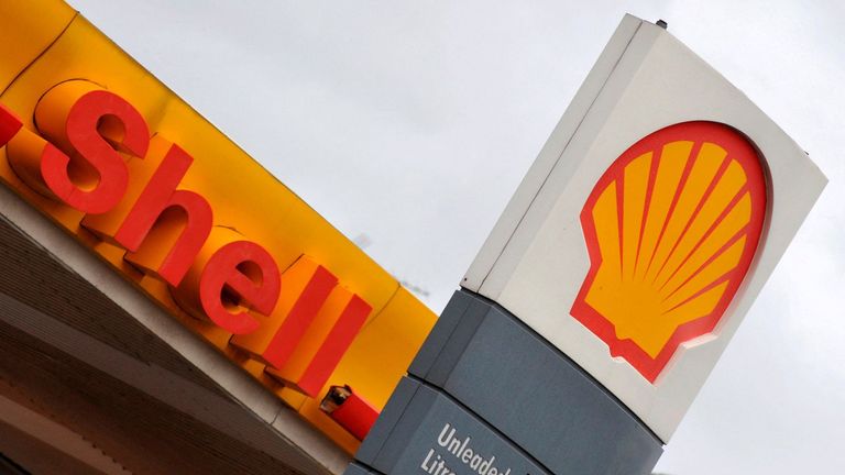 Energy giant Shell&#39;s record profits prompts outrage
