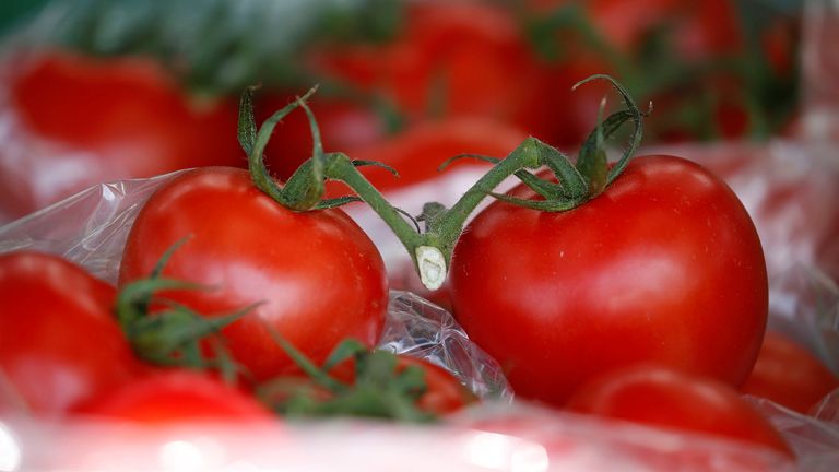 British shoppers warned of fruit and veg shortages, Food