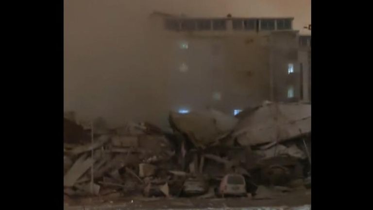 A hotel in the city of Malatya, Anatolia, after the quake hit. Pic: @Yedinoktabir