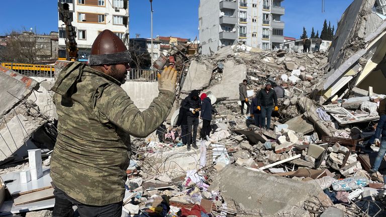 People search among the rubble in Kahramanmaras