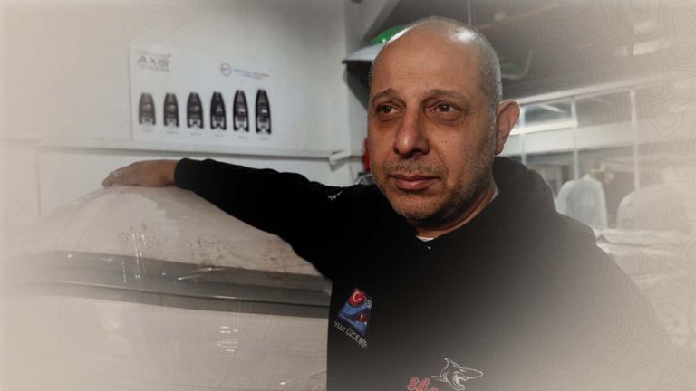 İstanbul merkezli tekne üreticisi Yavuz Özdemir.  teknelerini kaçakçılara satmayı reddediyor