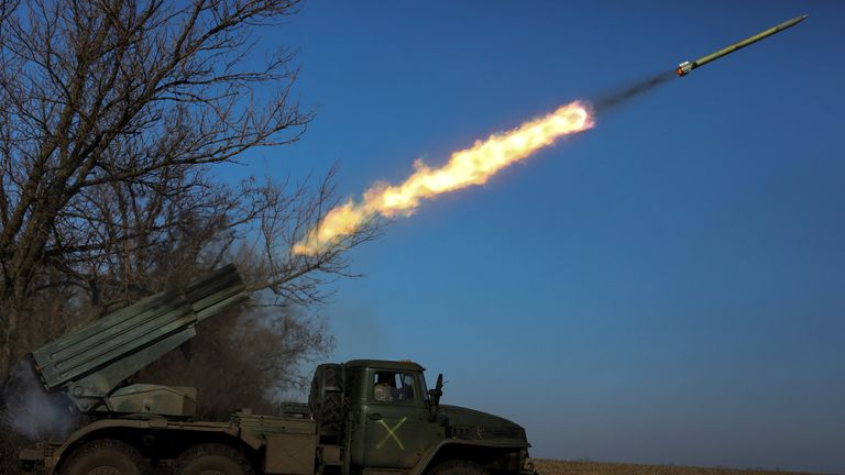 Ukrainian servicemen fire a BM-21 Grad multiple launch rocket system towards Russian troops, amid Russia&#39;s attack on Ukraine, in Donetsk region, Ukraine February 11, 2023. REUTERS/Yevhenii Zavhorodnii
