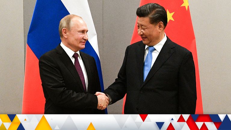 Russian President Vladimir Putin shakes hands with Chinese President Xi Jinping during their meeting on the sideline of the 11th edition of the BRICS Summit, in Brasilia, Brazil November 13, 2019.  Sputnik/Ramil Sitdikov/Kremlin via REUTERS ATTENTION EDITORS - THIS IMAGE WAS PROVIDED BY A THIRD PARTY.