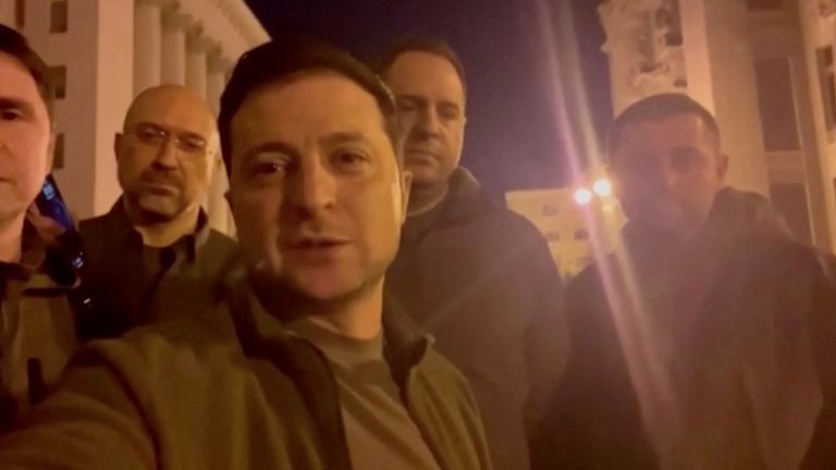 Volodymyr Zelenskyy and aides outside Kyiv presidents office