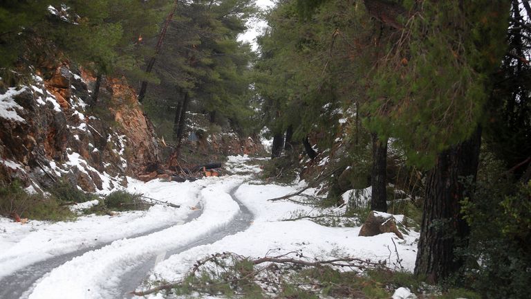 Snow covers Serra de Tramuntana mountains in Mallorca, Spain, February 28, 2023. Storm Juliette sets off a cold weather alert in 30 provinces of Spain, leaving temperatures close to zero degrees in the Spanish Balearic island of Mallorca. REUTERS/Enrique Calvo
