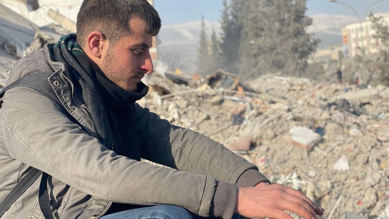 Suriyeli öğrenci Mohamed Kenno hala daha fazla kuzen arıyor.
