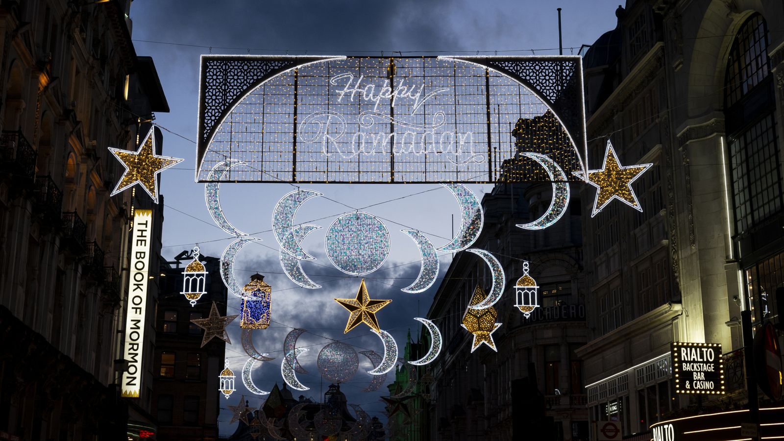 'Happy Ramadan' lights up London's Piccadilly Circus for the first time