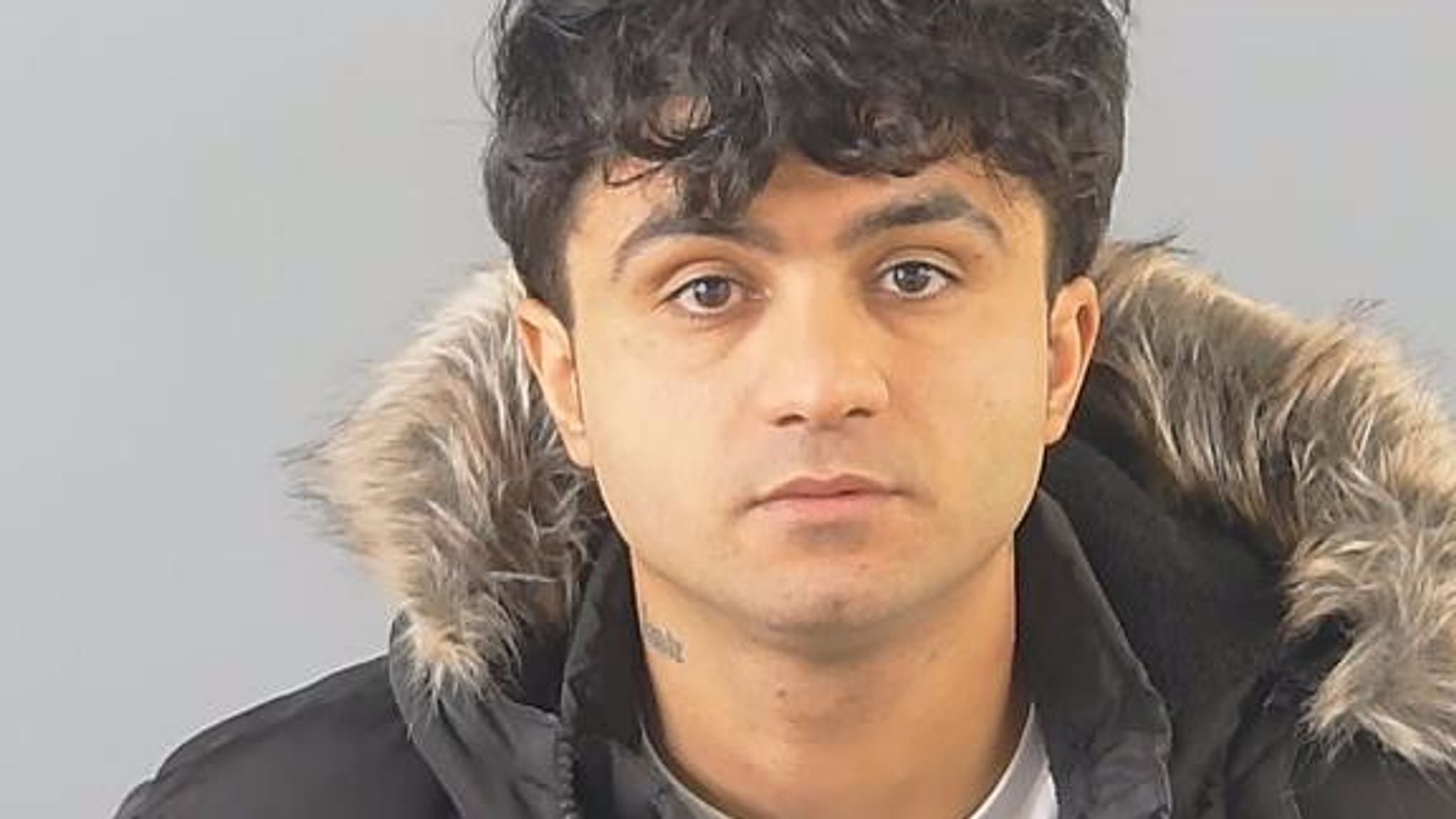 Dramatic CCTV captures moment Iraqi man stabs UK student in bid to be ...